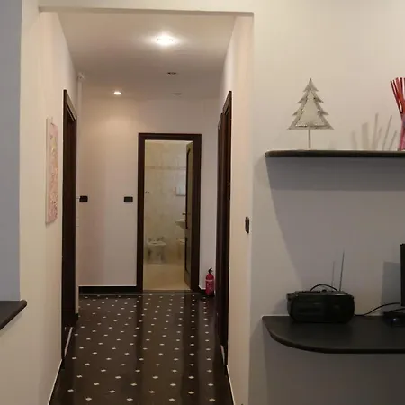La Casa Di Daniela Apartment *
